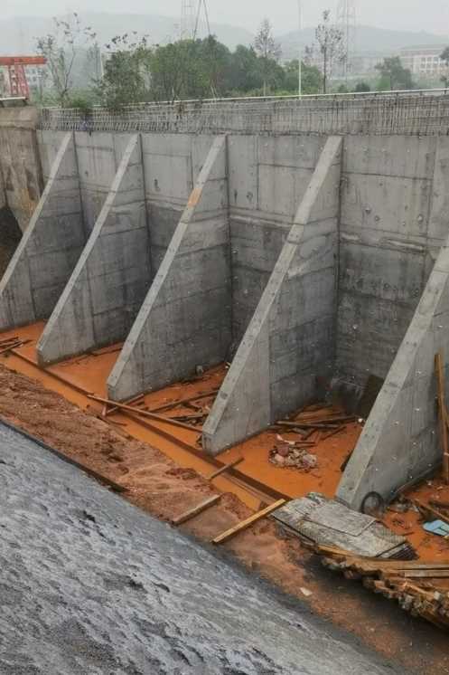 镇江丹徒区锚杆式挡土墙